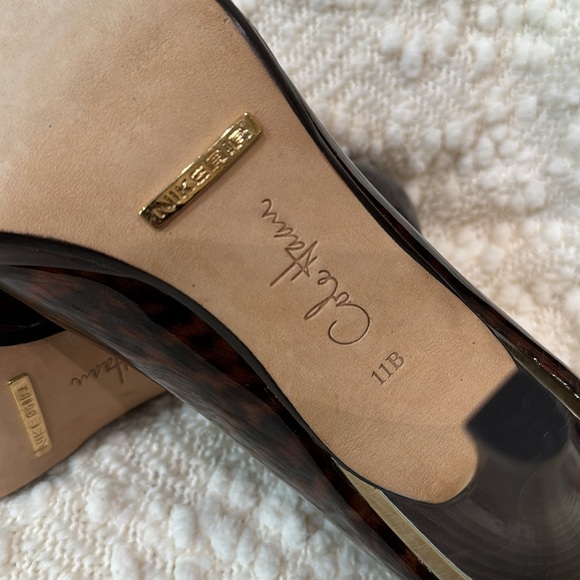 Cole Haan size 11 B brown leopard patent. Worn once. Nike Air technology - Picture 5 of 6